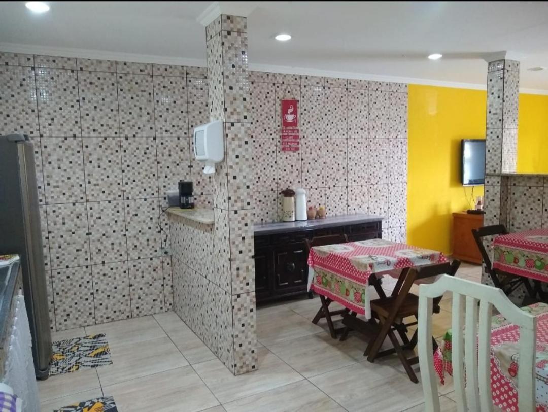 Hostel Unamar Cabo Frio Esterno foto