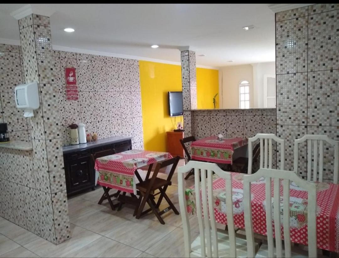 Hostel Unamar Cabo Frio Esterno foto